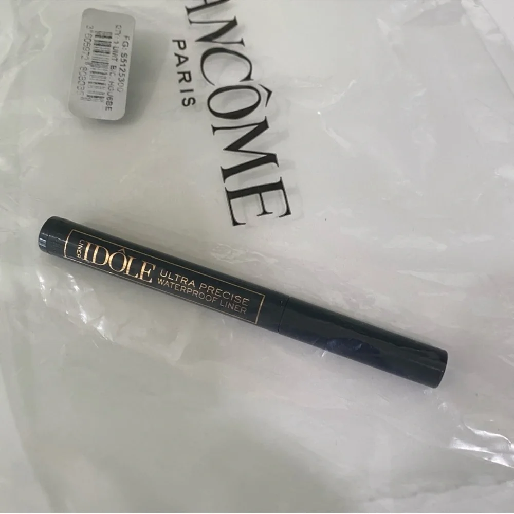 Lancome IDOLE Ultra Precise Waterproof Eyeliner